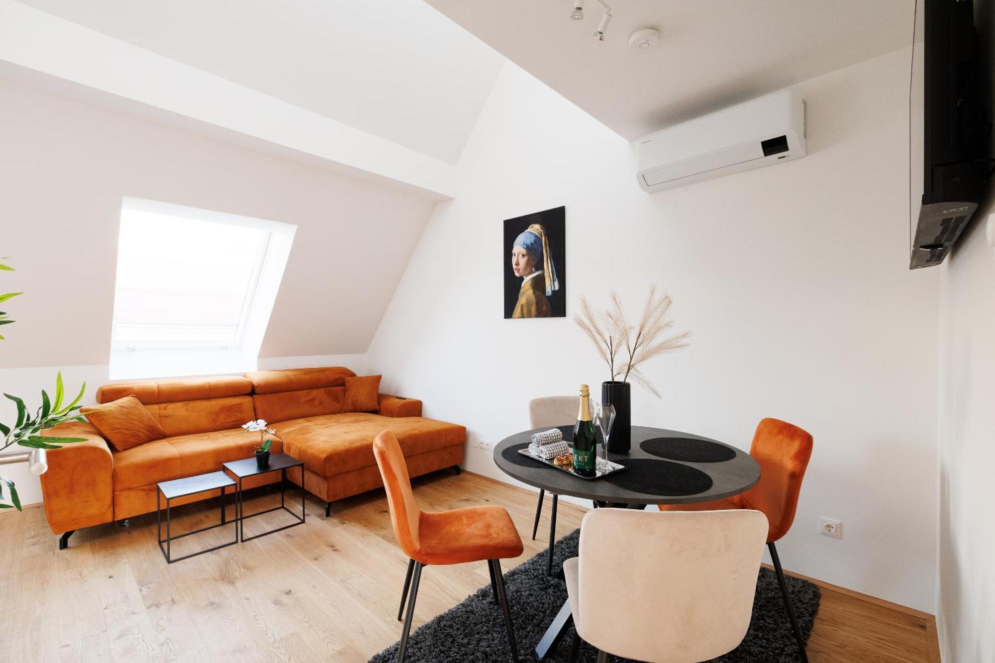 Symphony Apartments 42 - Modern Loft With Terrace And Grill In Central Location Vienna Esterno foto