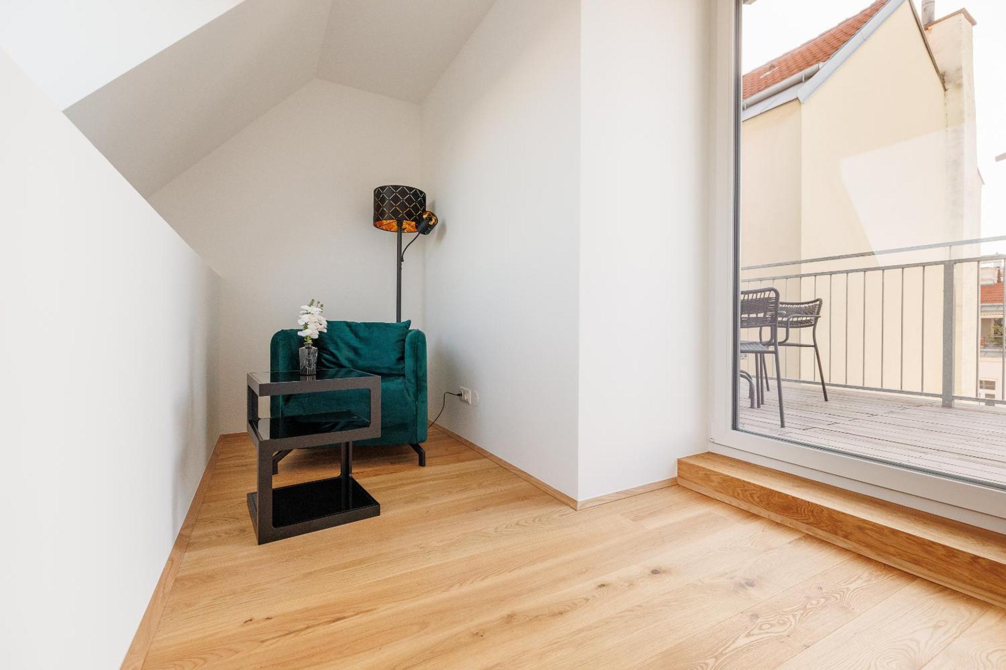 Symphony Apartments 42 - Modern Loft With Terrace And Grill In Central Location Vienna Esterno foto