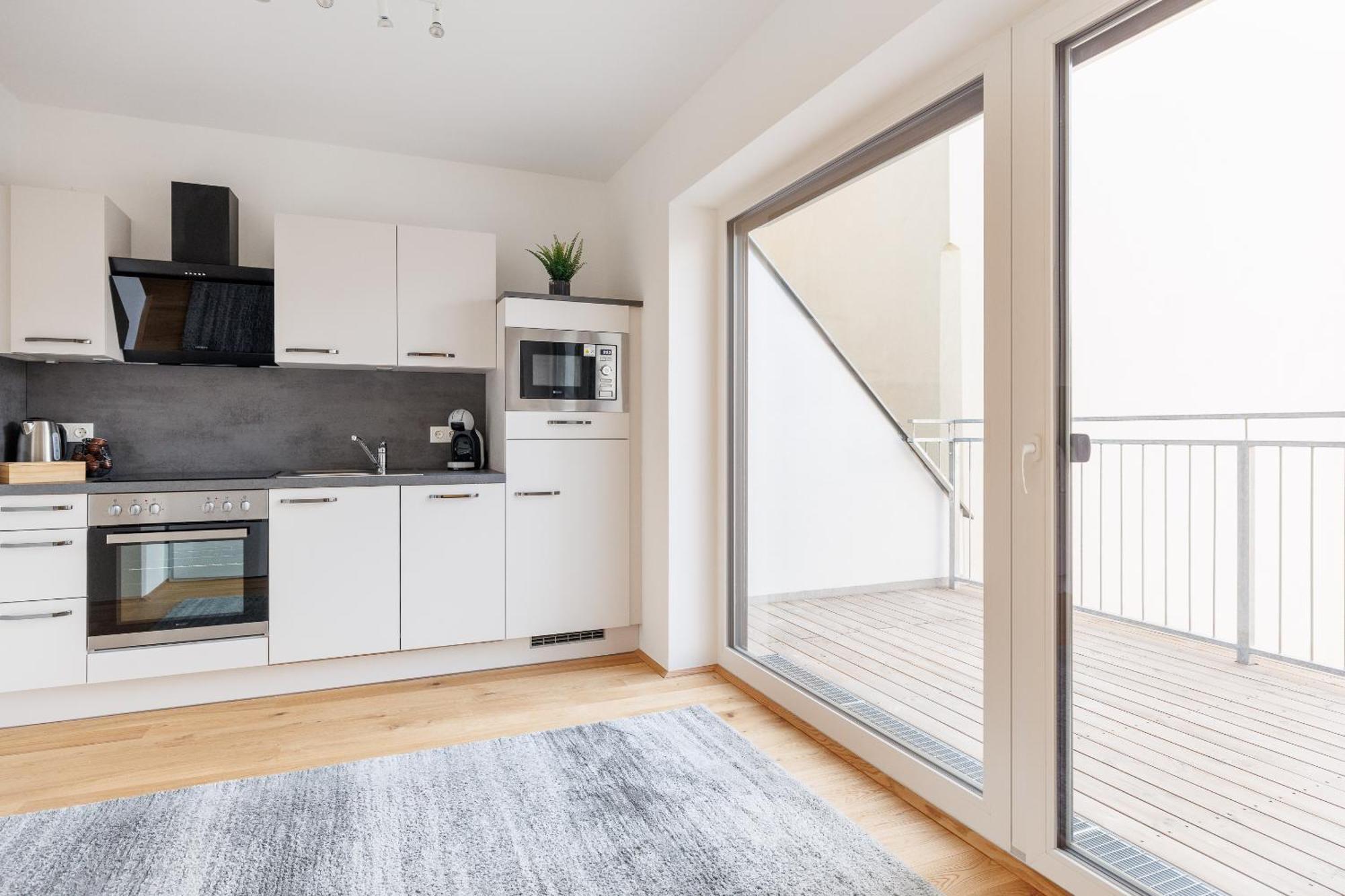 Symphony Apartments 42 - Modern Loft With Terrace And Grill In Central Location Vienna Esterno foto